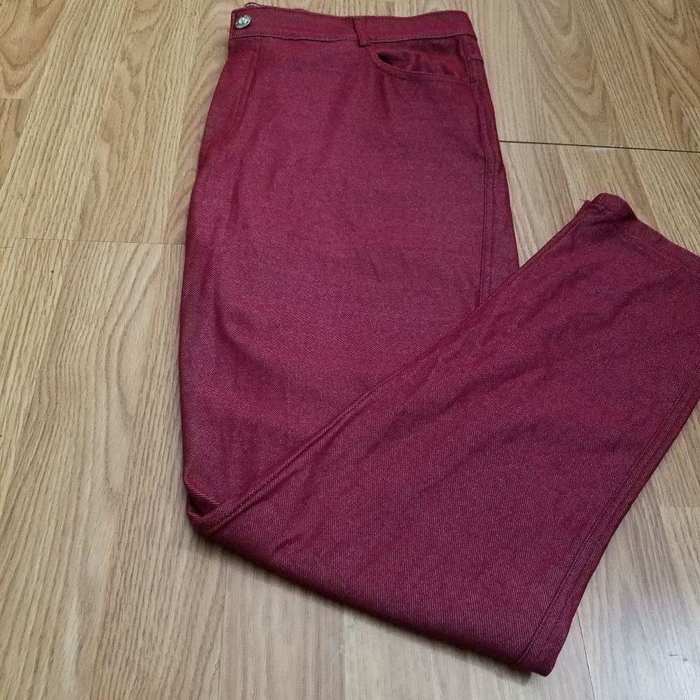 Plus size jeggings size XXXL candy apple red.